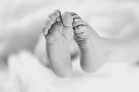Nom de famille de l’enfant-mort né : une nouvelle reconnaissance juridique